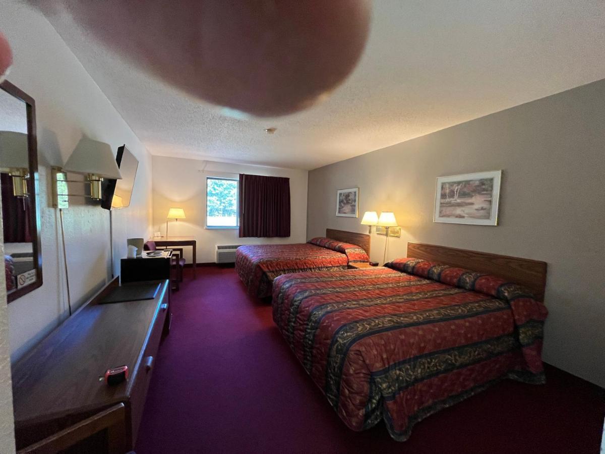 Boulder Bear Motor Lodge Boulder Junction Exteriér fotografie