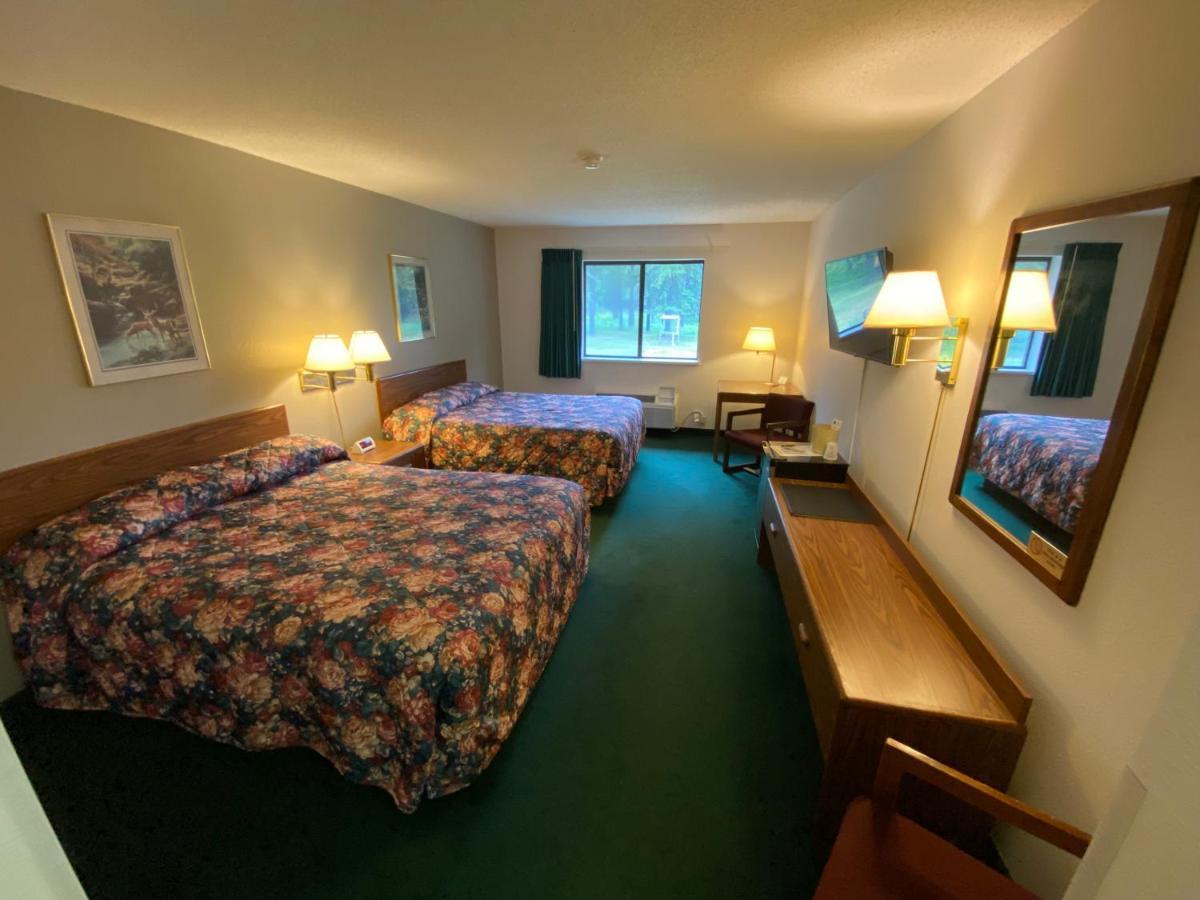 Boulder Bear Motor Lodge Boulder Junction Exteriér fotografie